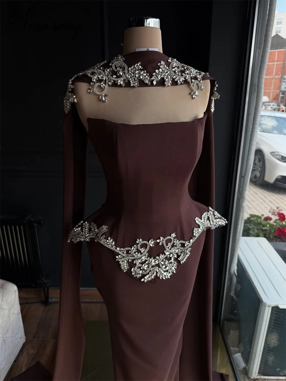 

Vintage Brown Satin Mermaid Prom Dresses Beaded Crystals Women Evening Wear Gown Vestidos De Gala Wedding Party Dress Customized