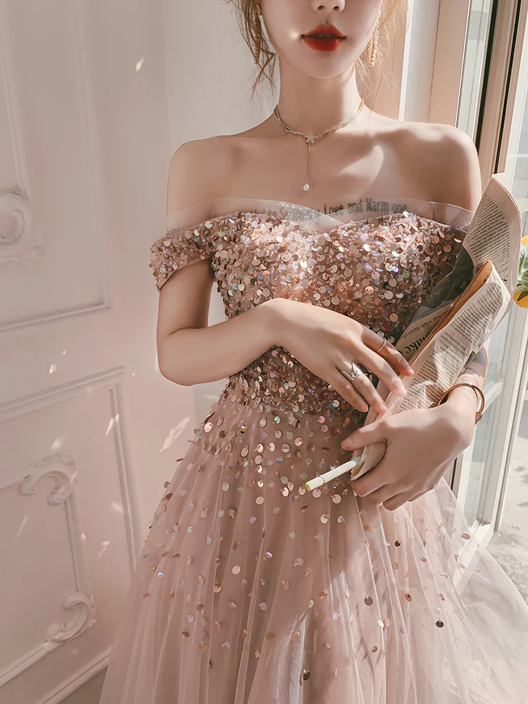 

Elegant Champagne Gold Evening Dresses A-Line Off Shoulder Luxury Sequins Beading Long Wedding Formal Guests Party Prom Gowns