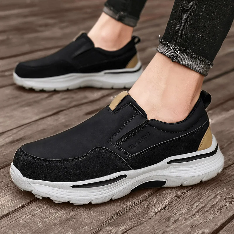 Spring New Autumn Men Casual Leather Shoes Ultra-lightweight Thick-soled Comfortable Louboutins Outdoor Sneakers Walking Shoes