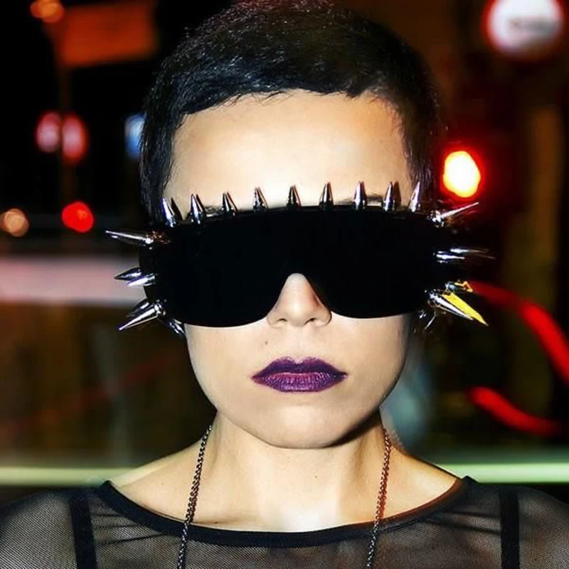 Steampunk Rivet Spike Wild Rock Bar Sunglasses Goggles Women Men Y2k Punk Sun Glasses Metal Futuristic Zonnebrillen Dames 2022