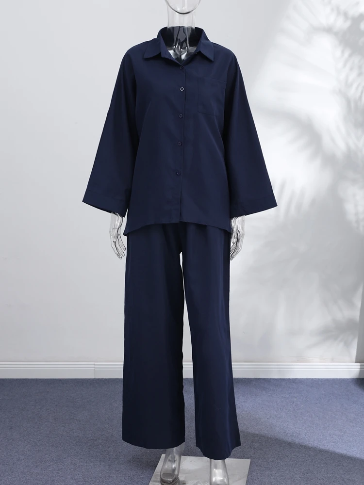 Elegante Damen-Hosenanzüge mit Revers: Oversized Hemd, Langarm-Bluse mit Knopfleiste, Weite Hose, Schickes Einfarbiges Outfit – Detail 4