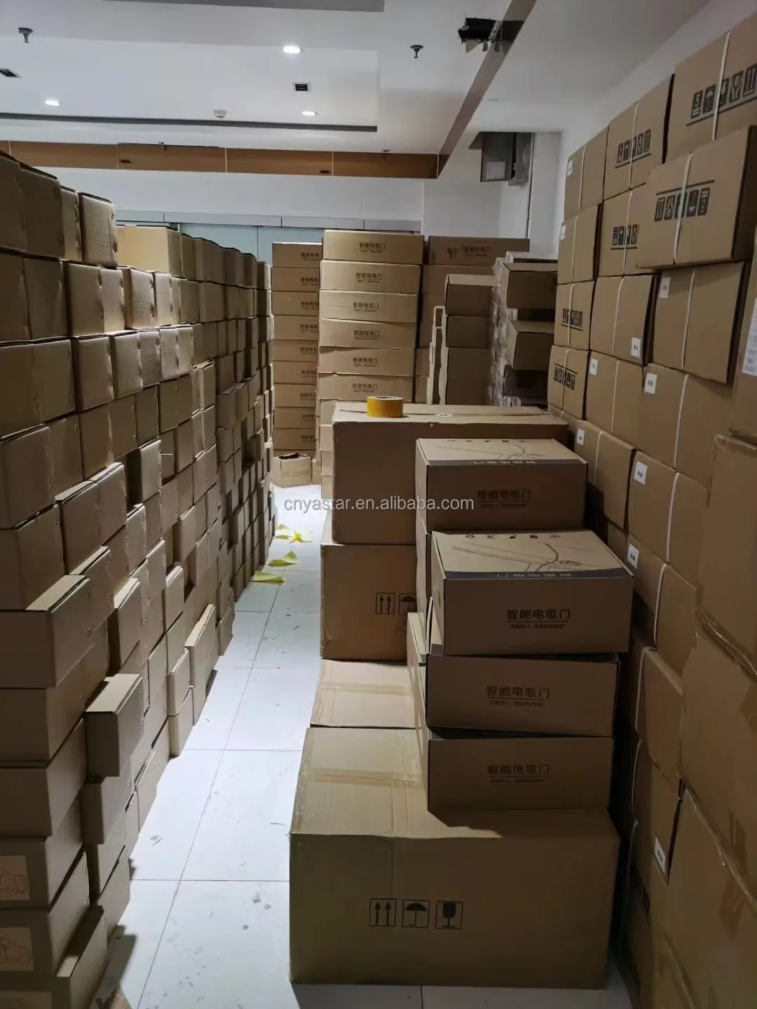 فتاحة بوابة خلفية كهربائية عالية الجودة لرفع الباب الخلفي لسيارة شيفروليه تراكس 2019+