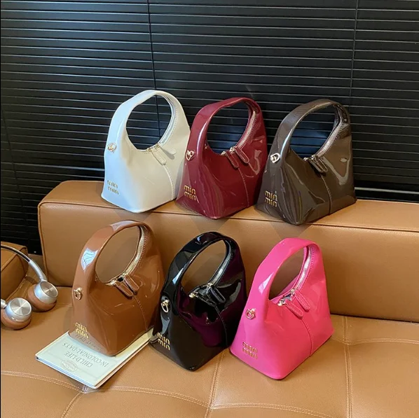 

Exquisite and Beautiful Must-enter Women's Bags, Simple Retro Design Handbags, Versatile Women's Diagonal Straddle Bags