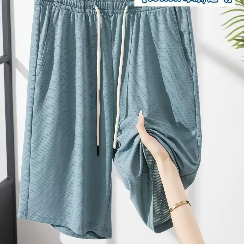 Lightweight, breathable, simple, fashionable, slim fit, straight tube, elastic waist, sports and leisure shorts, summer breathab