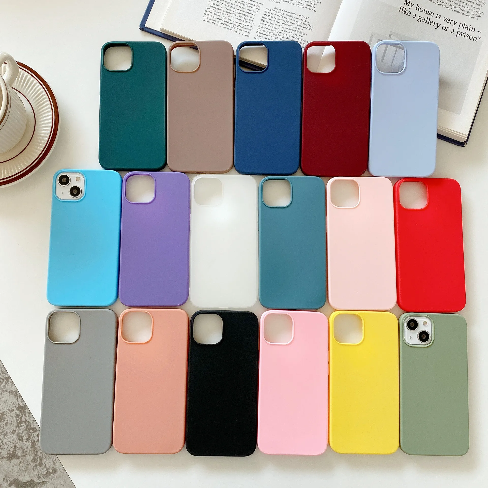 Candy Color Silicone Phone Case For iphone 13 14 Pro Max Funda For iphone 11 12 Pro Max 13 mini 14 Plus Matte Back Cover Coque