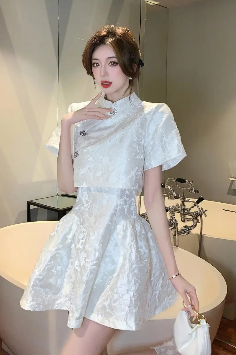 Set di abiti Qipao dolce e cool in stile cinese - Top corto retrò + abito sottoveste sottile con abito in due pezzi con schiena bassa per donna
