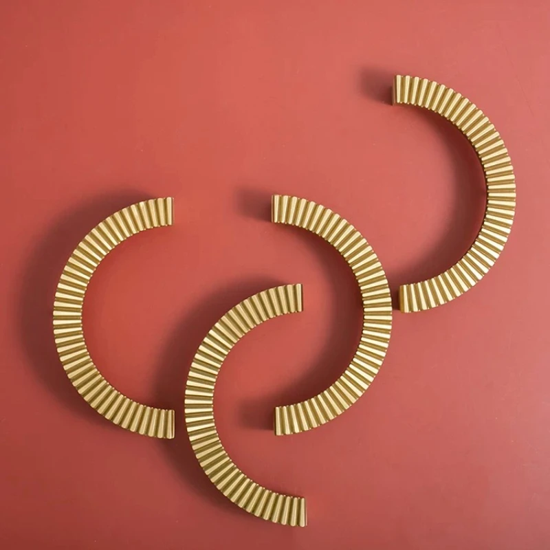 French Semi-circular Cabinet Handle Creative Italian Wardrobe Brass Handle Nordic Style High-end Gold Shoe Cabinet  Handle