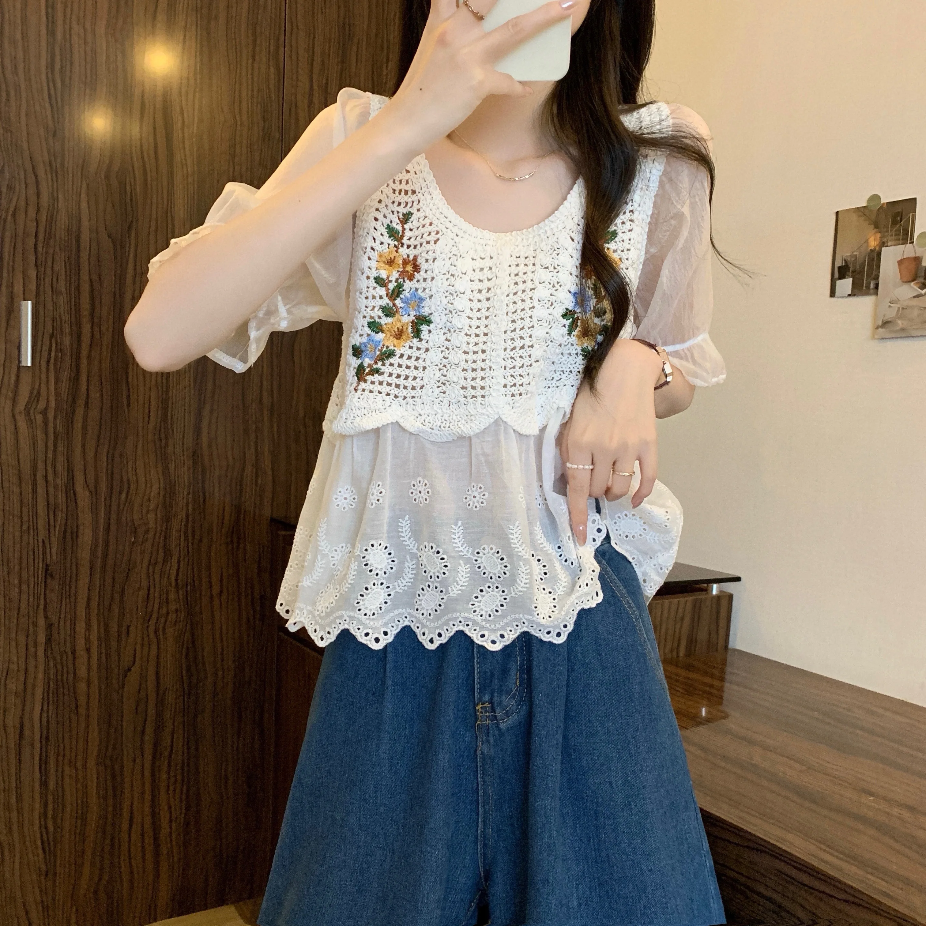 Bluzka na ramiączkach z haftem kwiatowym, szydełkowa, z ażurową koronką, bufiaste rękawy, top typu babydoll, damski, młodzieżowy, letni, fairycore, cottagecore, strój