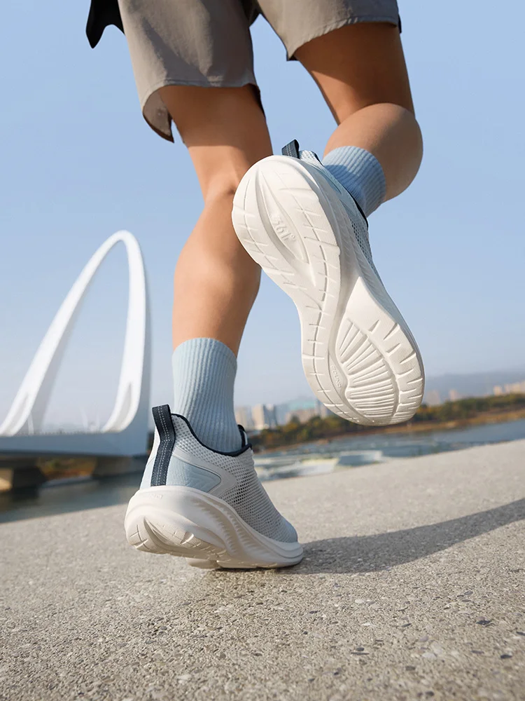 361 Degrees Fengye 1.0 SE Verschleißfeste, bequeme, stoßdämpfende, leichte, stabile, atmungsaktive Herren-Jogging-Sneaker 672612223F – Detail 32