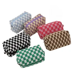 Fashion Plaid Cosmetic Bag Contrast Color Knitting Makeup Bag Brushes Lipsticks Organizer Zipper Toiletry Kit Stationery Case