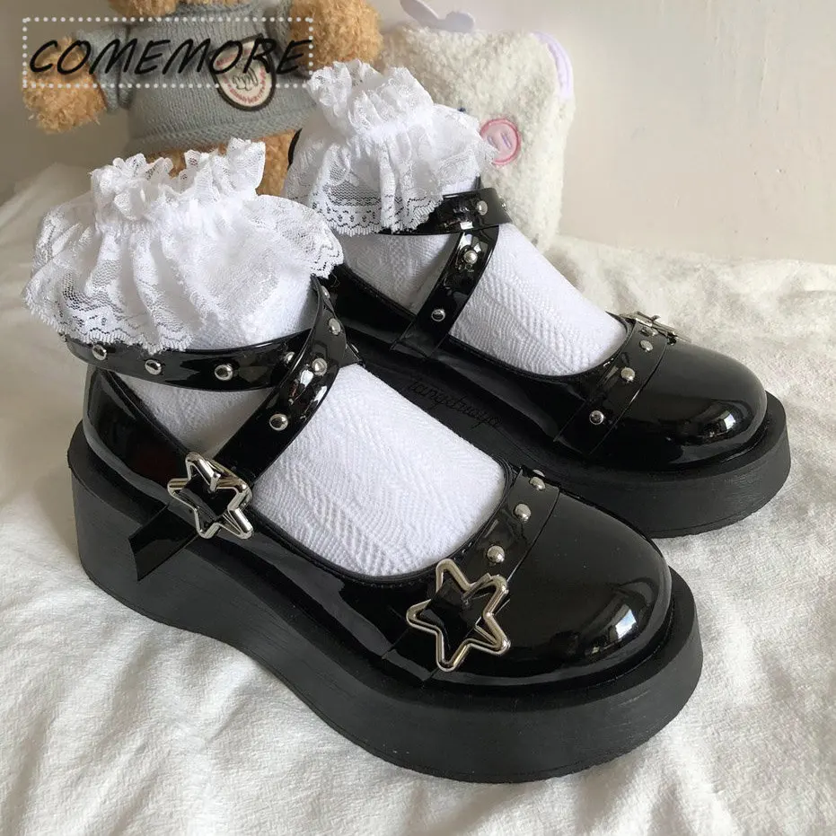 Japońskie buty Lolita Star pasek z klamrą Mary Janes damskie wiązane krzyżowo platformy PU lakierki czarne dziewczyny nit obuwie