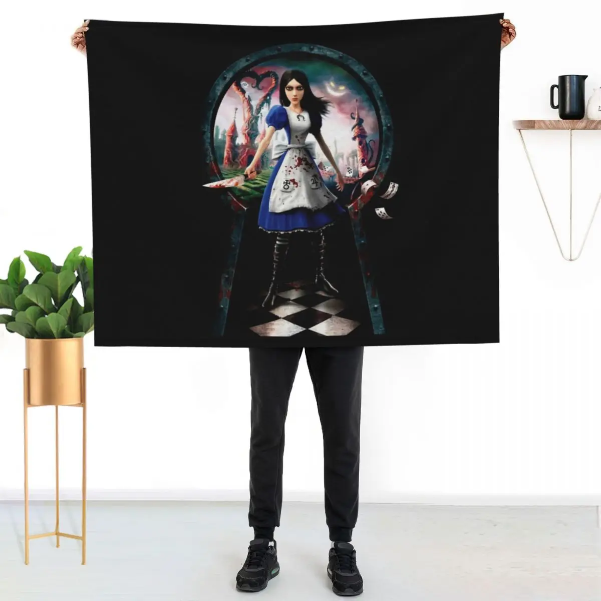 

Alice Madness Returns Classic Throw Blanket Fluffy Cozy Throw Blanket for Home Decor