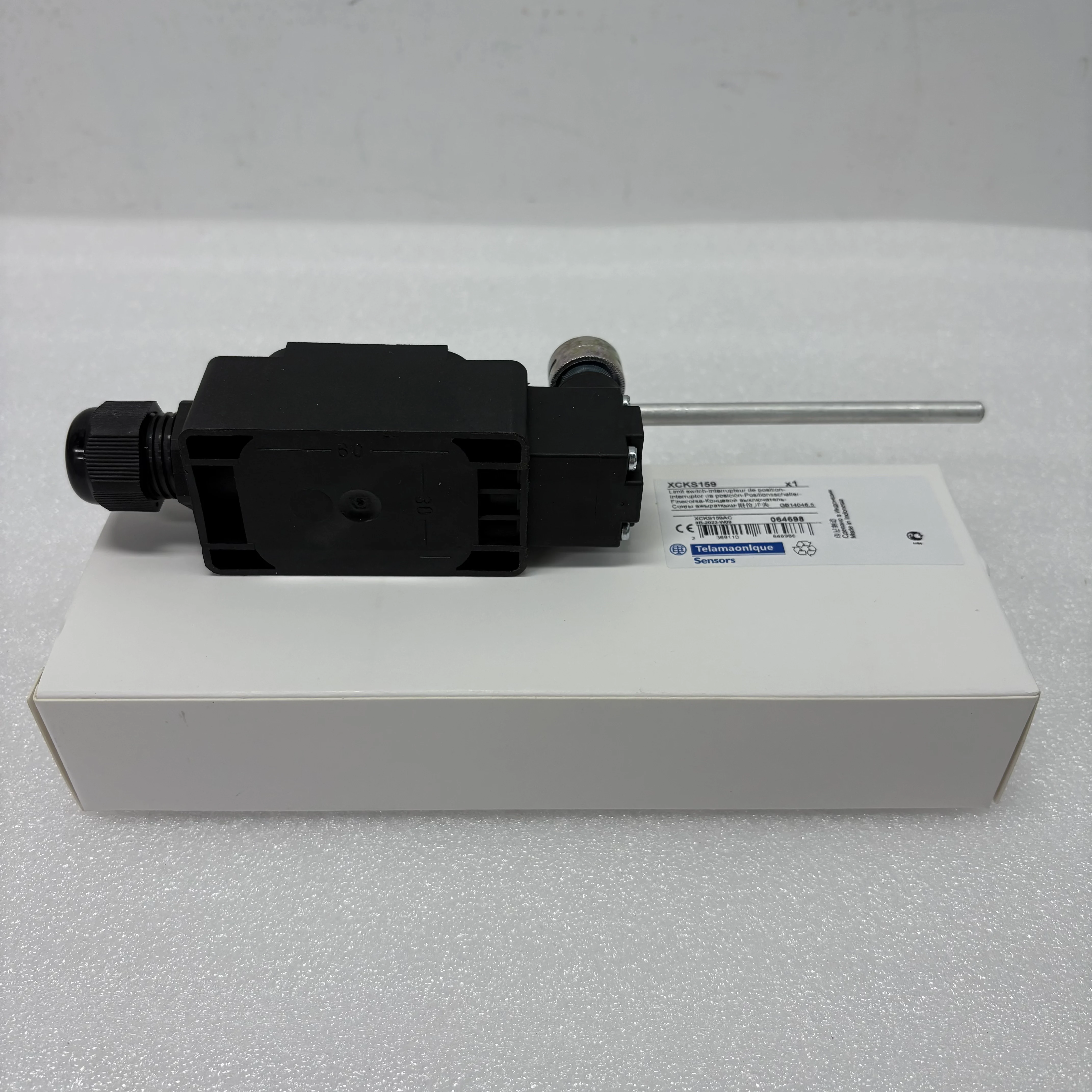 

XCKS159 XCK-S159 Концевой выключатель, новый, в коробке