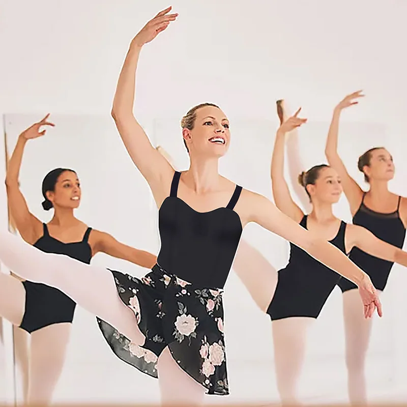 المرأة اتسعت الأشرطة الكلاسيكية الأساسية أكمام بروتيل الباليه ملابس رقص الجمباز للكبار الرقص تانك القمم مع بطانة أمامية ناعمة