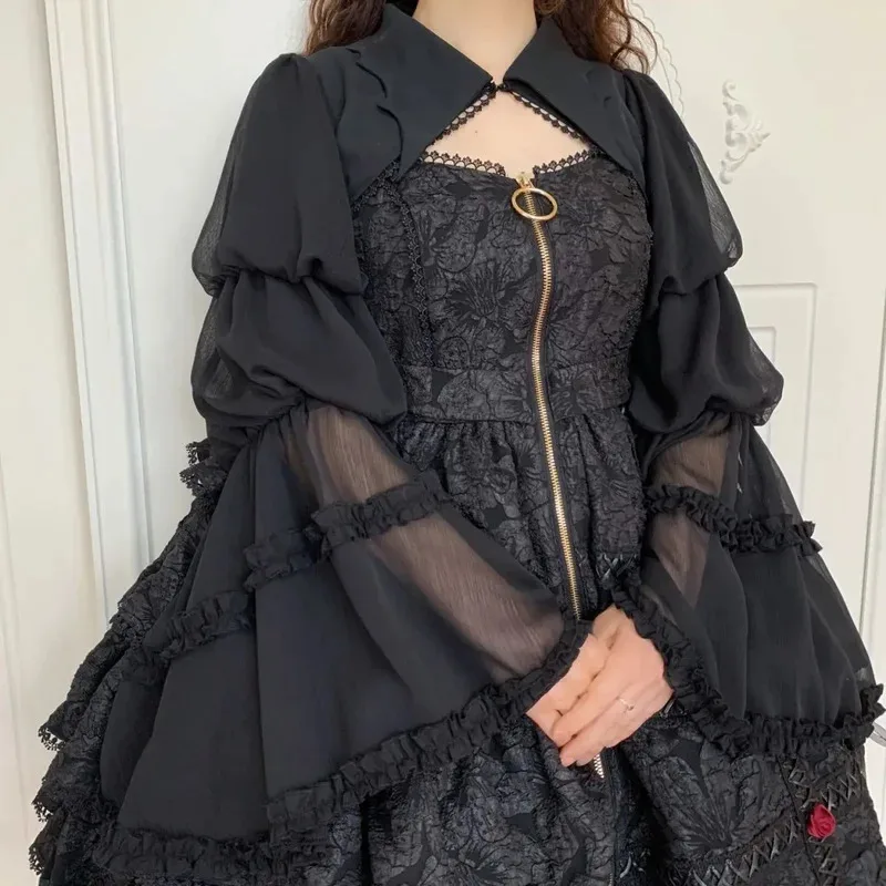 القوطية لوليتا سترة بلوزة المرأة فضفاضة نفخة الأكمام الدانتيل المرقعة الأسود اقتصاص قمصان Harajuku الخفافيش طوق الرؤوس القمم