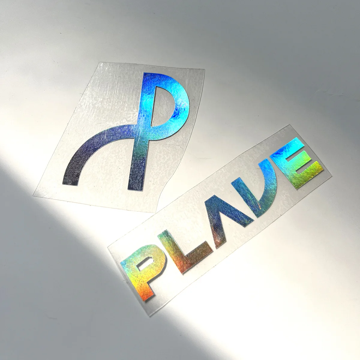 

2pcs KPOP PLAVE Laser Stickers NOAH YEJUN BAMBY Reflective Stickers for Mobile Phones Laptops EUNHO HAMIN Fans Collection