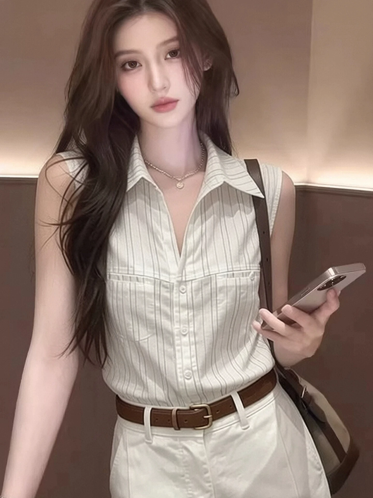 

Slim Fit Stripe Sleeveless Shirt Women's Summer Turn Collar Outerwear Top Trendy Brand Buckle Euro Style Casual Fashion