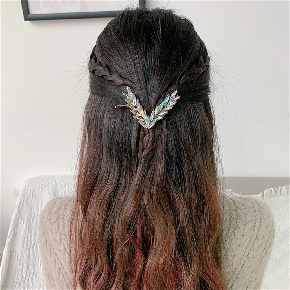 Shiny Rhinestone Hairpin Geometric V-shaped Crystal Hair Clip Barrette for Women Girls Weddings Bridal Headdresses