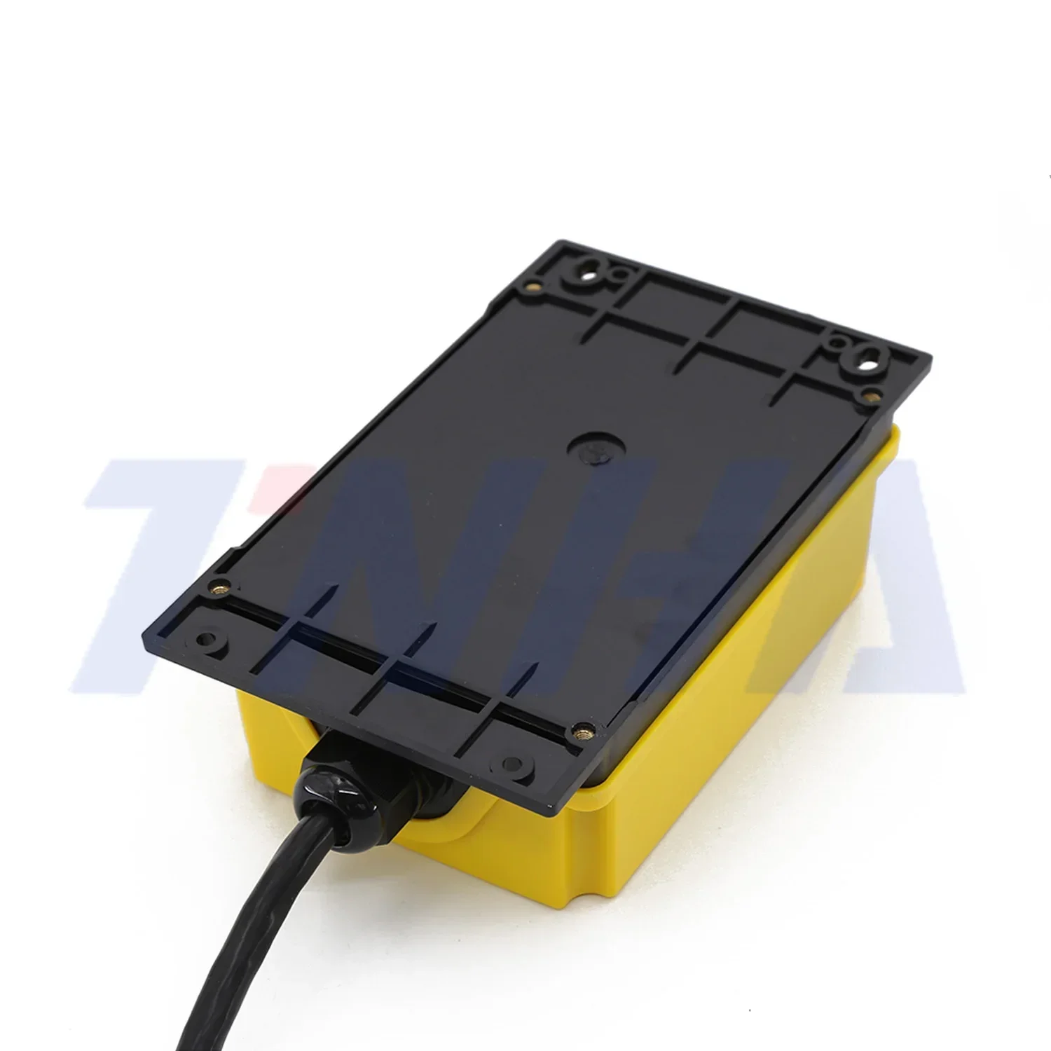 

Гидравлическая лебедка с беспроводным дистанционным управлением 12 В, модель TNHA1-B200S, поставка с завода.