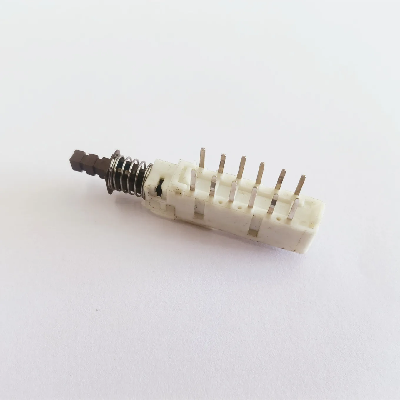 Original new 100% double row 12pin keys with lock switch self-locking length 54mm