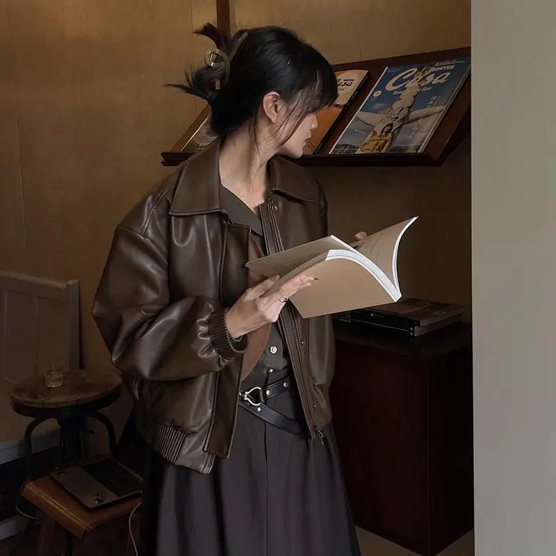 

Куртки женские, женская одежда, весенняя мода в стиле панк с рукавами и принтом, женский стиль, короткие повседневные удобные карманы на молнии, однотонная передняя часть