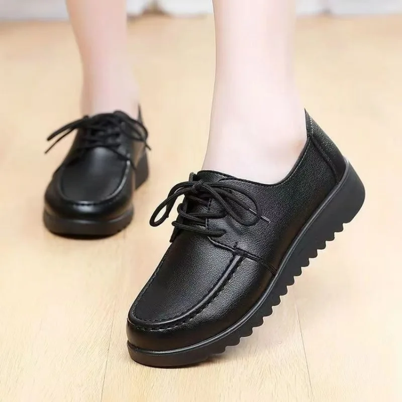 Shoes for Women Spring Autumn Soft Soled Loafers Black Leather Non-slip Casual Platform Comfortable Work Shoes Flat Sneakes