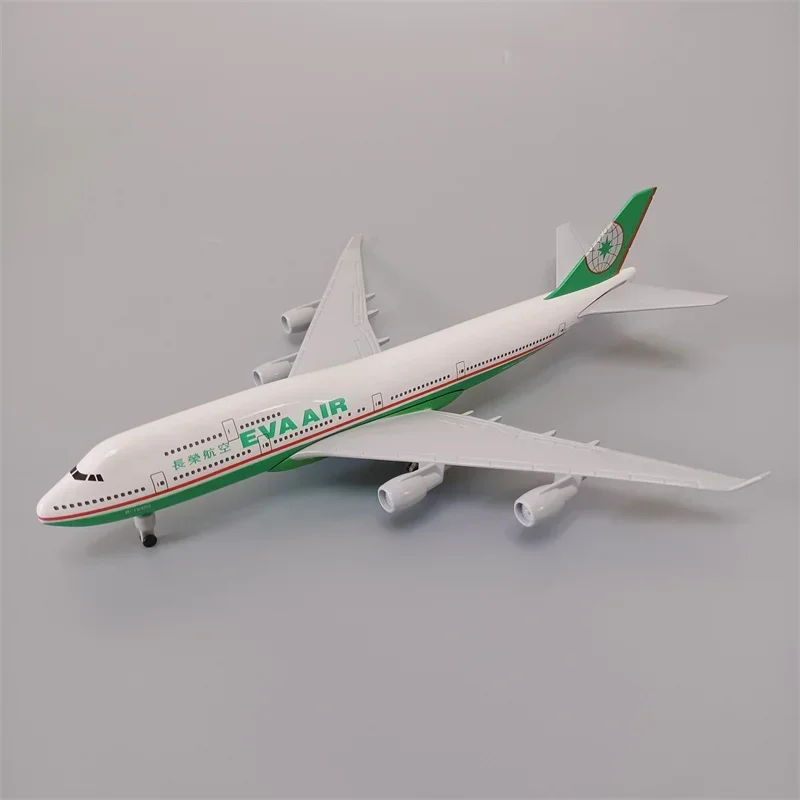 20cm aleación Metal Taiwán EVA Air Boeing 747 B747-400 aerolíneas modelo avión Diecast avión con ruedas trenes de aterrizaje