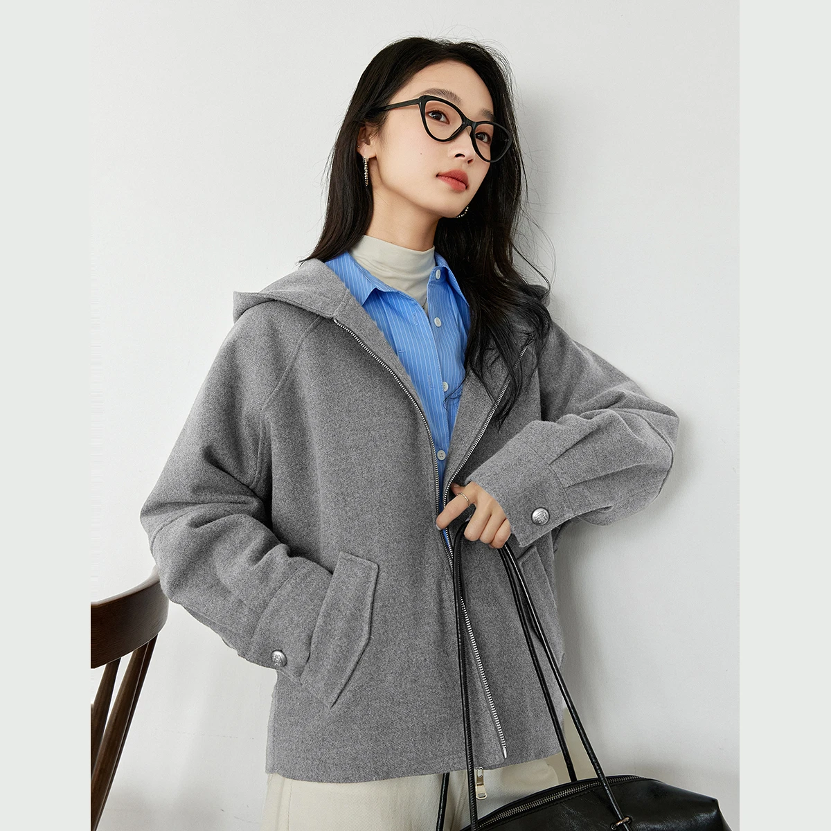 

VIMLY Grey Winter Jacket for Women Sporty Oversized Thickened Hooded Female Coats 2025 Winter Zip Up Long Sleeve Lady Tops M9225