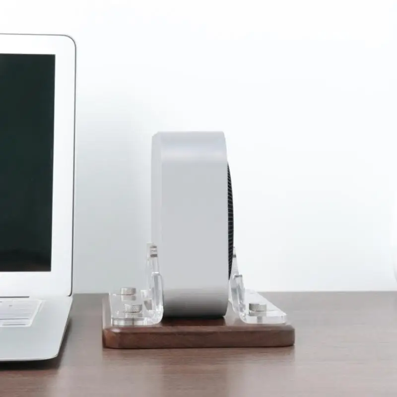 G6DD Walnuts Computer Stand, предлагая стабильную поддержку и управление кабелями для 4