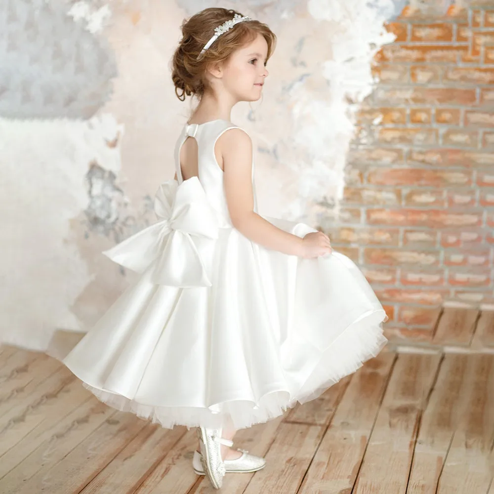 

Simple White Satin Puffy Flower Girl Dress For Wedding Sleeveless Tulle With Bow Child First Eucharist Birthday Party Dresses