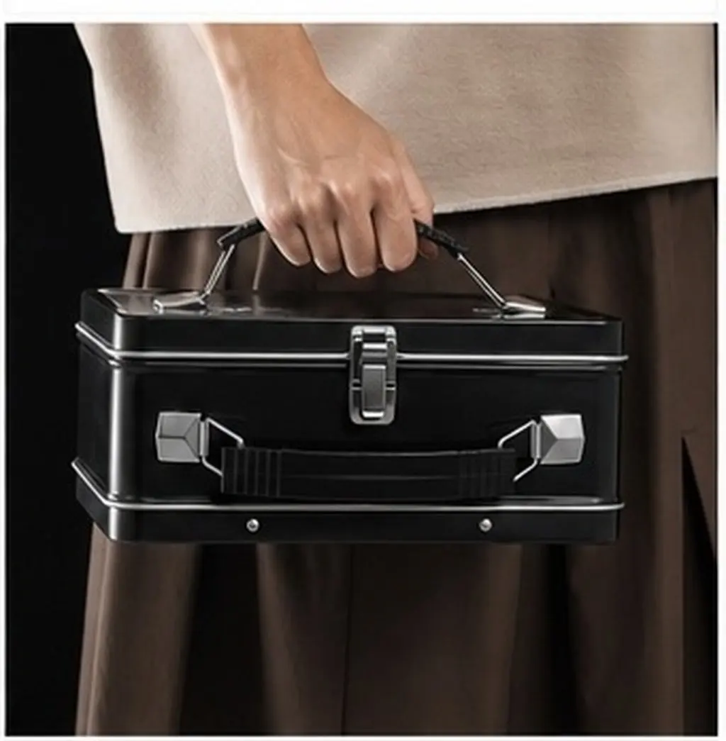 Tinplate Storage Box Padlock Lock Metal Case Vintage Style Desktop Organizer Jewelry Candy Tea Money Safe Box Decorative