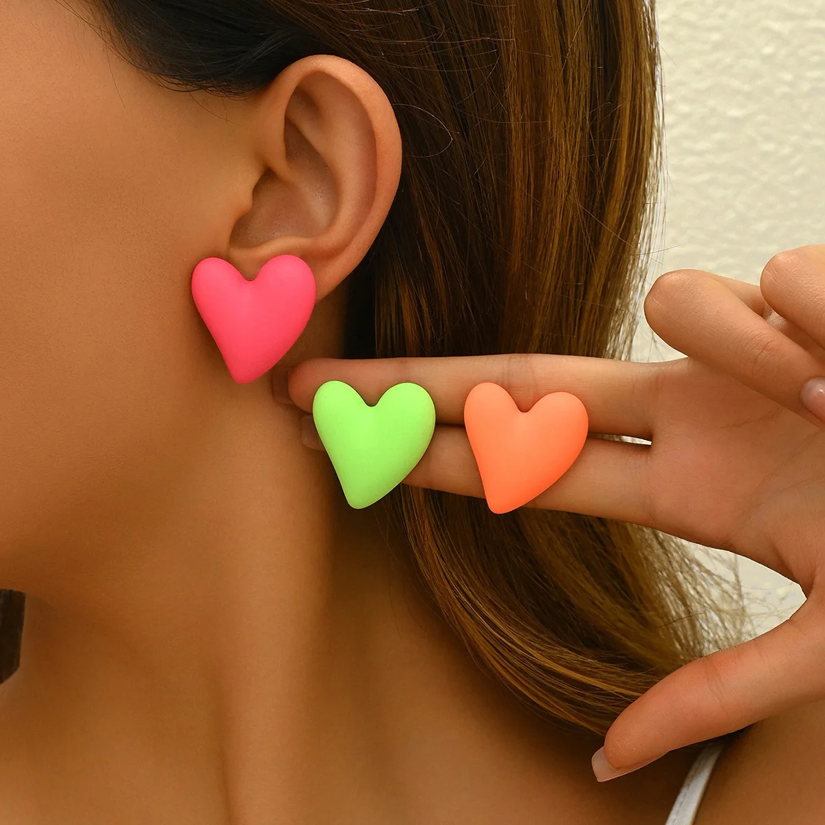 Korean Fashion Acrylic Love Stud Earrings for Women Simple Statement Matte Candy Color Heart Earrings Wedding Jewelry Gifts