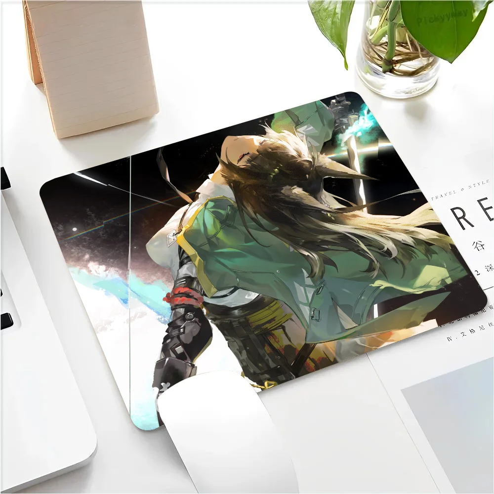 Game Zenless Zone Zero Hoshimi Miyabi Mousepad Small LockEdge Mouse Pad For Gamers Computer Desk Pad Rectangular Anti-slip