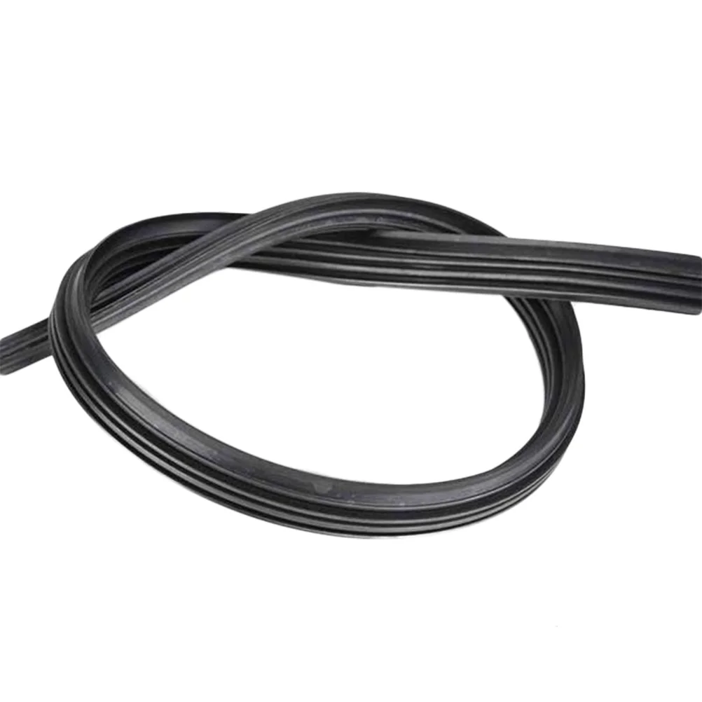 

2Pcs 28 Inch Universal Black Rubber Wiper Blade Strips for Car Truck Bus Frameless Windshield Replacement Durable