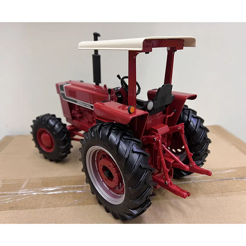 ERTL Diecast 1:16 Scale 1066 Tractor Alloy Agricultural Machinery Model 14847 Collection Souvenir Display