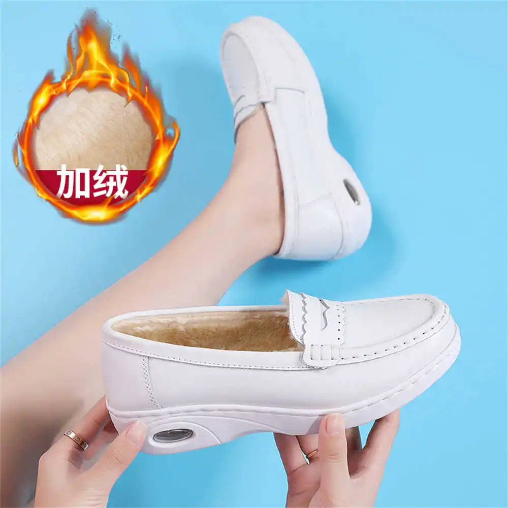 

38-39 Round Toe Bule Casual Ladies Sneakers Luxury Women Shoes Luxury Sport Second Hand Importers Loufers Sapato What's