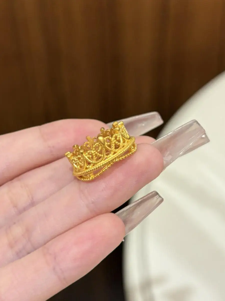 

Ele Hollow Vintage Floral Wire Crown Ring for Women Luxury High-End Feeling Faionable Jewelry Accory