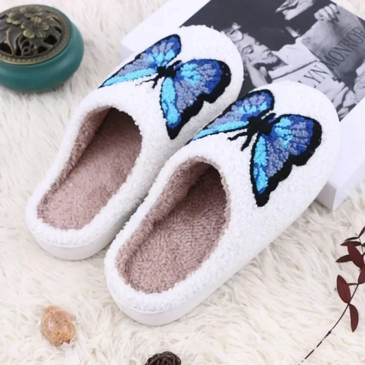 Pantoufles de maison en coton imprimé papillon pour femmes, coordonnantes, chaudes, chaussures de sol d'intérieur, douces, en peluche, plates, à la mode, hiver