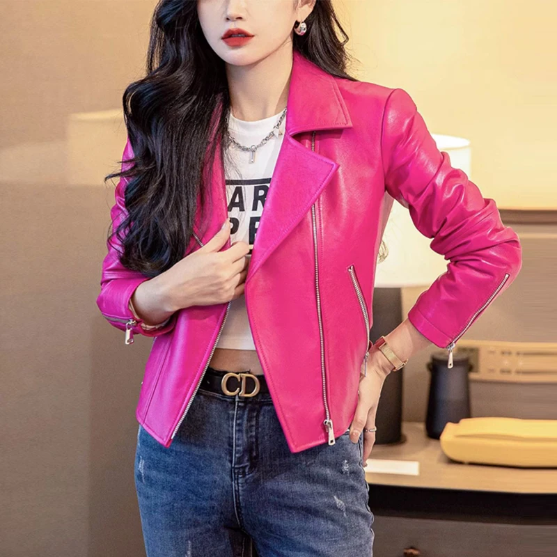 2025 nuove giacche corte in vera pelle rosa rossa per le donne moda streetwear primo strato giacche in pelle slim fit in pelle di pecora top