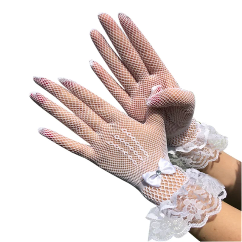 Women Black Short Gloves Lace Mesh Ultra Thin Vintage Elegant Women Opera Gloves Sexy Transparent Party Glove