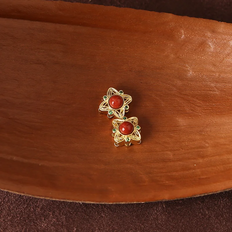 

2pcs Four-Pointed Star Cinnabar Hollow Charm - Gold-plated Jewelry Accessories