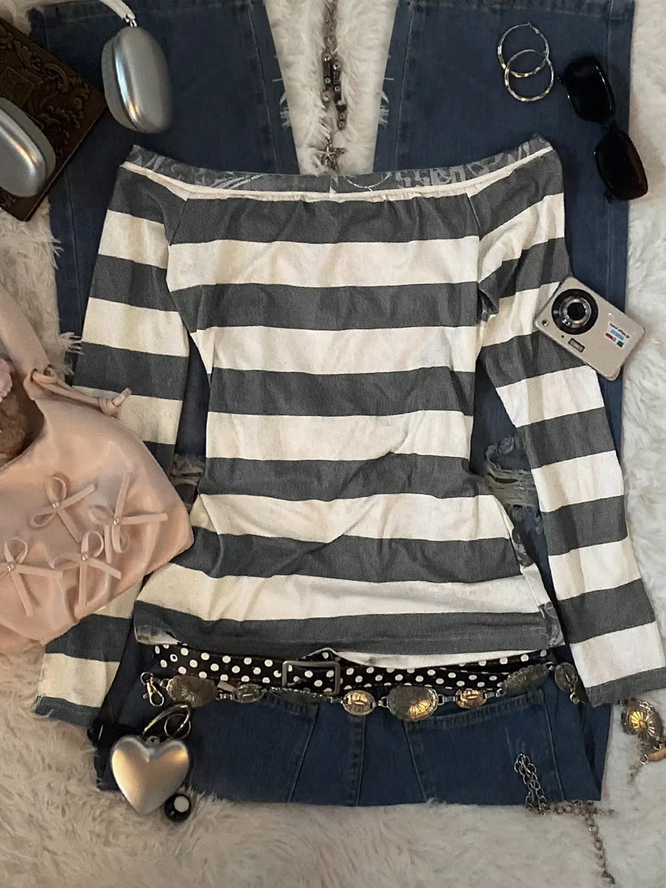 Women's Y2K Sweet 2000S Pink Angel Heart Print,  Striped One-Shoulder Long-Sleeved T-Shirt, Suitable For Back-To-School Season,