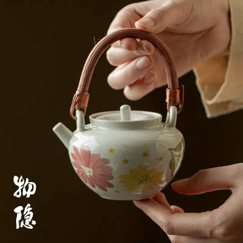 Wuyintang creative Rattan Lifting Beam Retro Coarse Pottery Handmade With Filter Large Kung Fu Teapot
