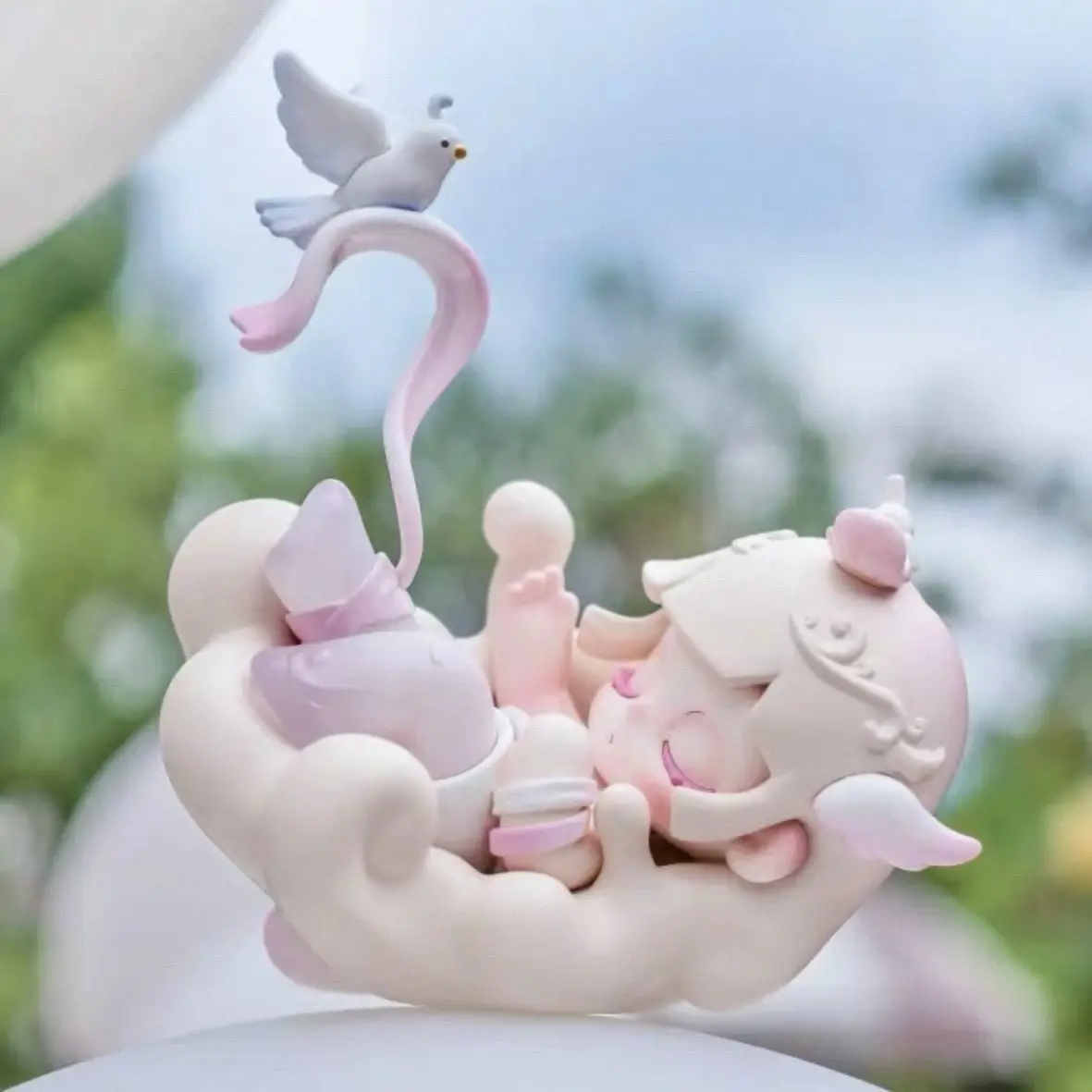 

MINISO New Genuine Lita Embrace Adventure Series Blind Box Desktop Gift Cute Doll Ornament Handmade Trendy Play