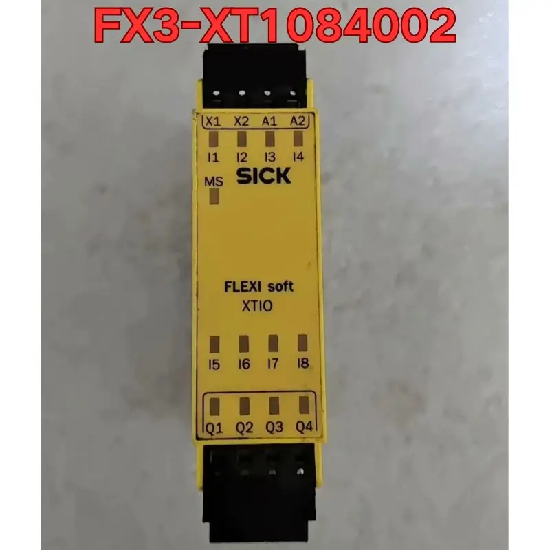 Second-hand FX3-XT1084002 safety control unit function test is normal