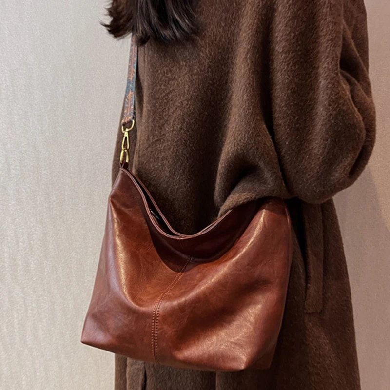 Vintage Solid Color PU Leather Women Crossbody Bag Fashion Shoulder Sling Bag Simple Wide Strap Bucket bag