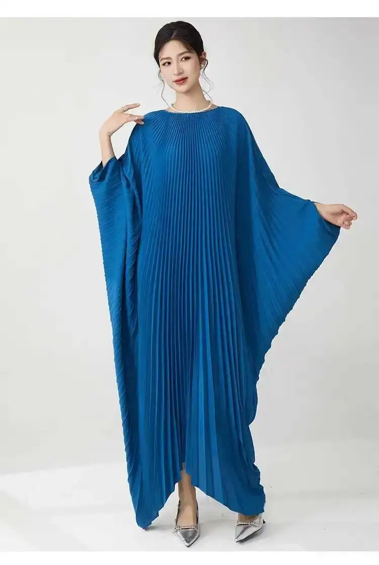 Plissiertes Kleid für Damen, elegant, 2025 Neu, schick, unregelmäßig, langes Kleid, Rundhals, Fledermausärmel, Abendkleid 26RRE