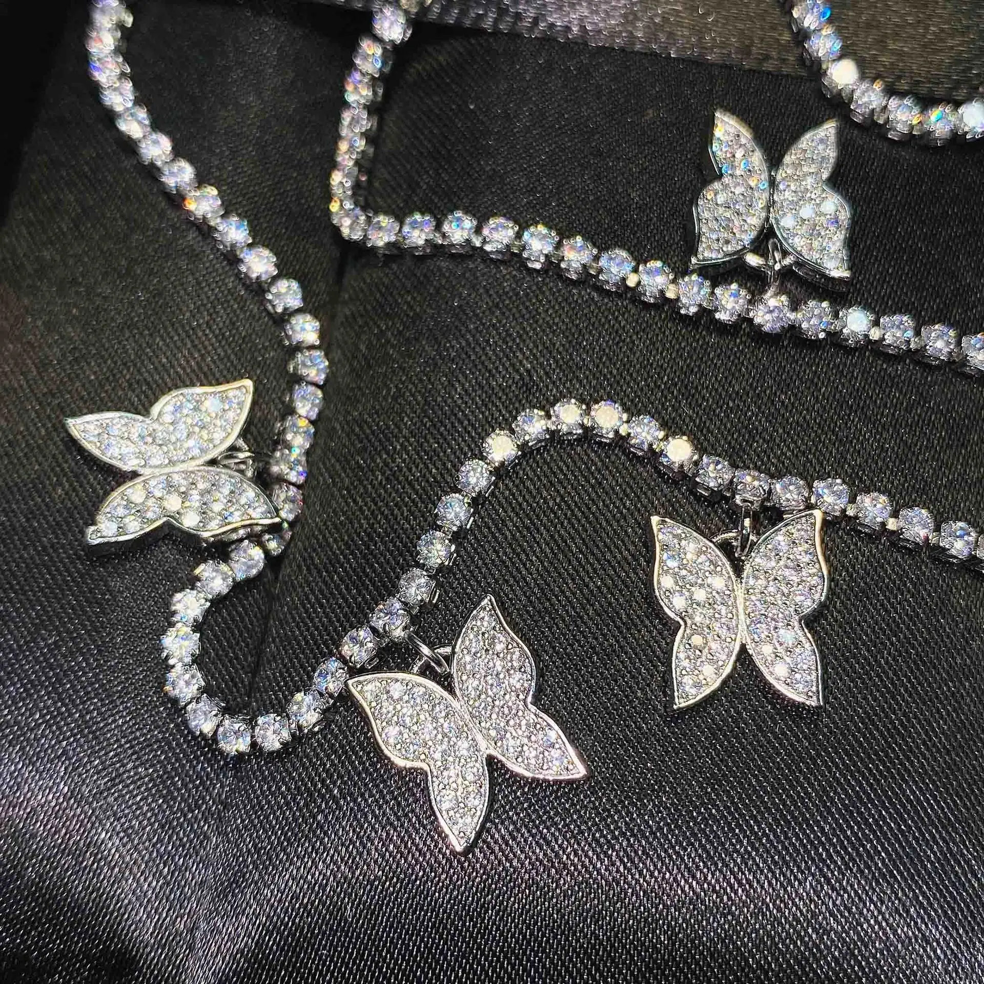 925 sterling silver full diamond single row claw chain butterfly necklace, elegant and shining women's daily wear