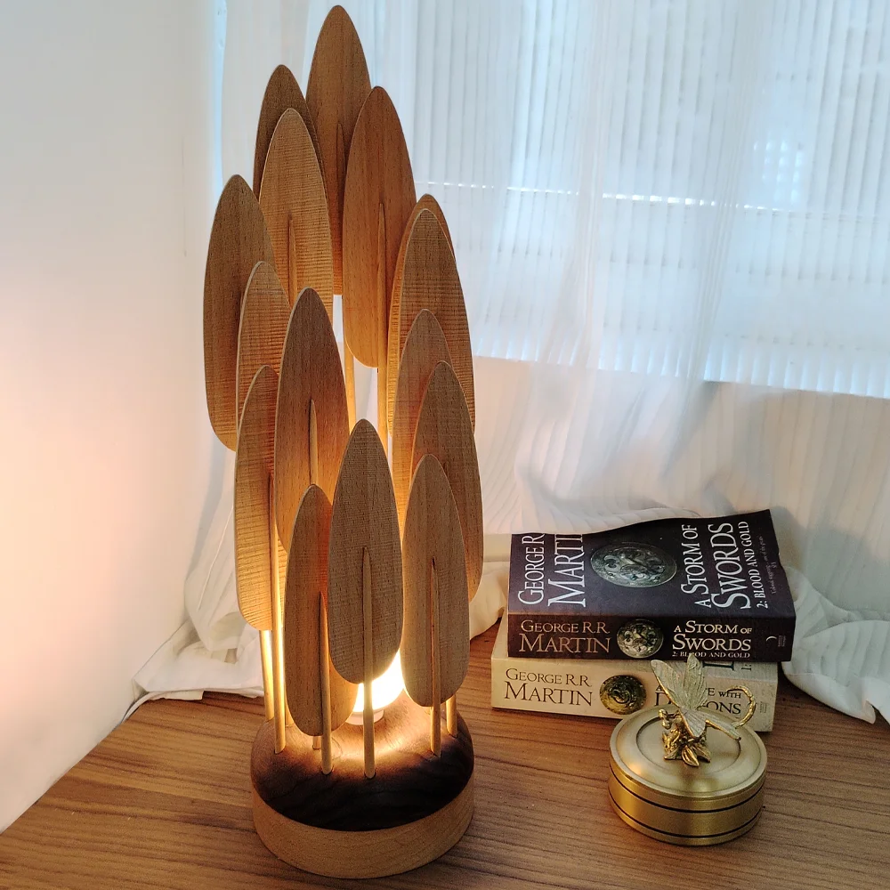Middle ancient style solid wood ornament desk lamp high-end atmosphere lamp living room balcony bedroom bedside lamp
