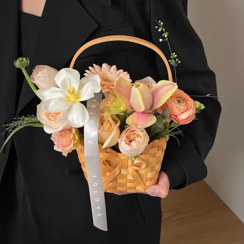 Willow Rattan Bride Flower Basket Picnic Container Hand-Woven Flower Arrangement Basket with Handle Bowknot Flower Basket